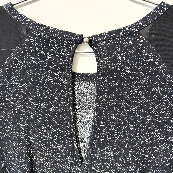 Banana Republic Printed Mesh-Inset Dress Black and White Size 10 - Picture 8 of 11